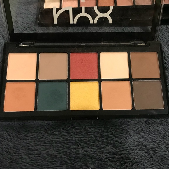 💋Makeup bundle💋 - Picture 4 of 4